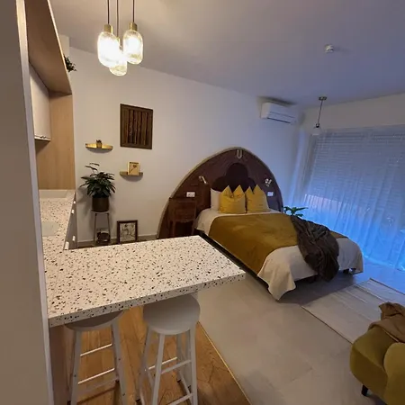 La * ロクブリュヌ＝カップ＝マルタン