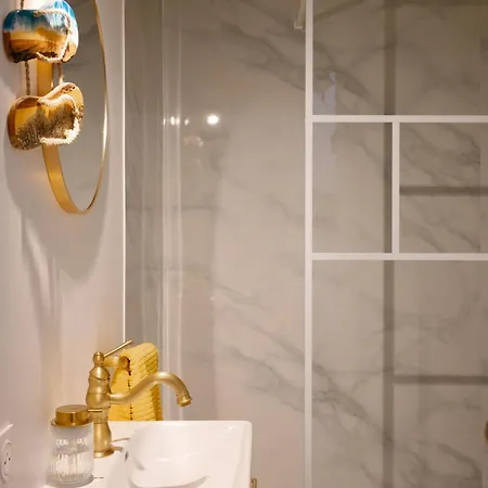 La アパート ロクブリュヌ＝カップ＝マルタン